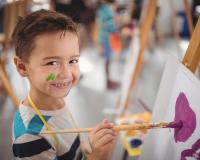 kids painting