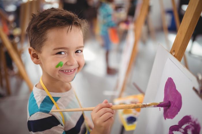 kids painting